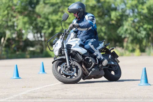 Motorrijbewijspoint Roosendaal motor rijtest