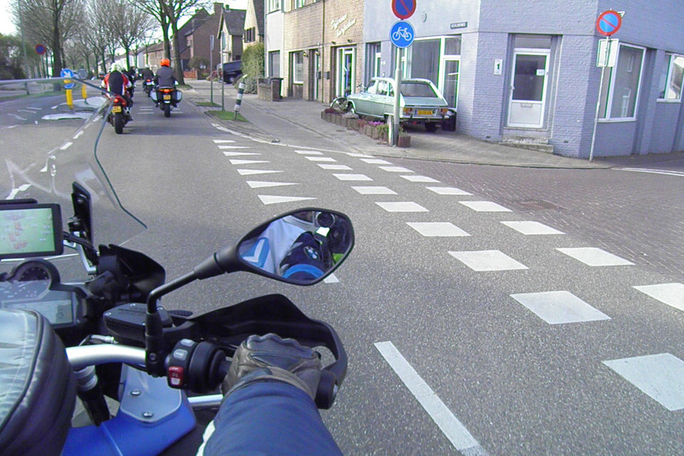 Motorrijbewijspoint Roosendaal theorie cursus online